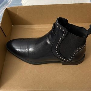 Zara Chelsea boots